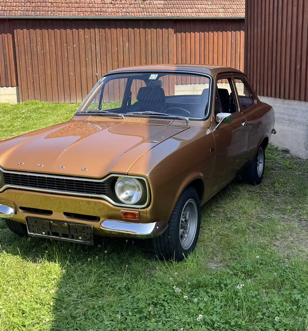 Ford Escort - 1