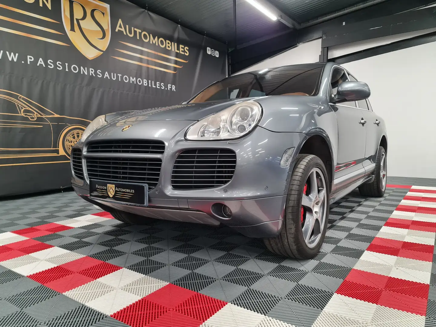 Porsche Cayenne PORSCHE CAYENNE TURBO S 4.5L 521CV Gri - 2