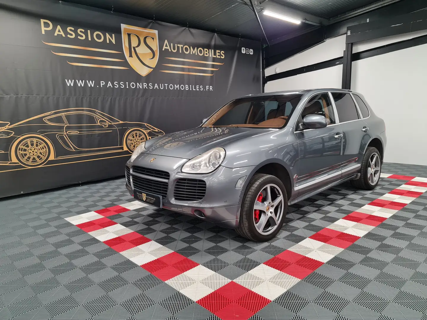 Porsche Cayenne PORSCHE CAYENNE TURBO S 4.5L 521CV Gri - 1