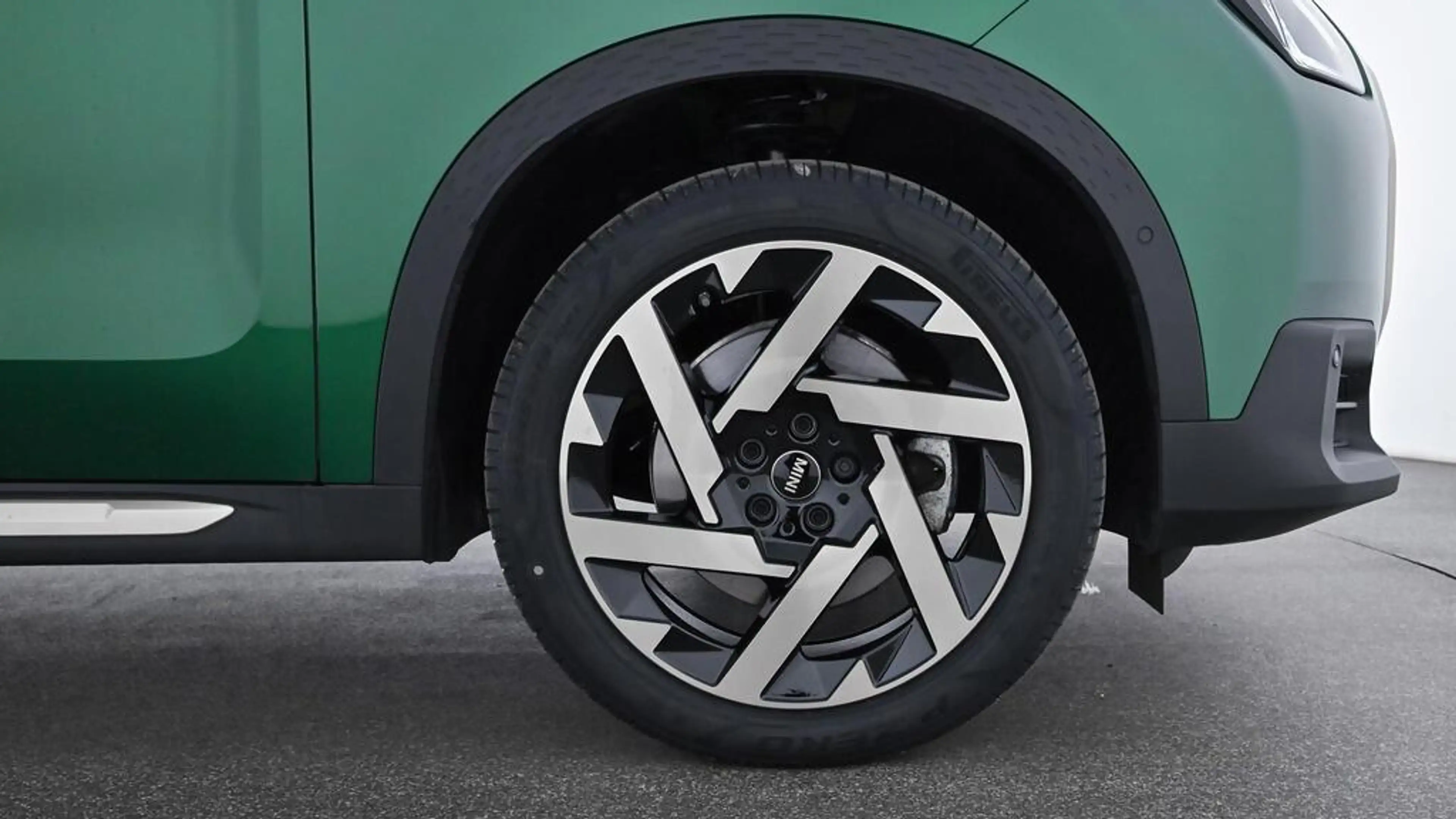 MINI Countryman S All4 Favoured Trim — photo 9
