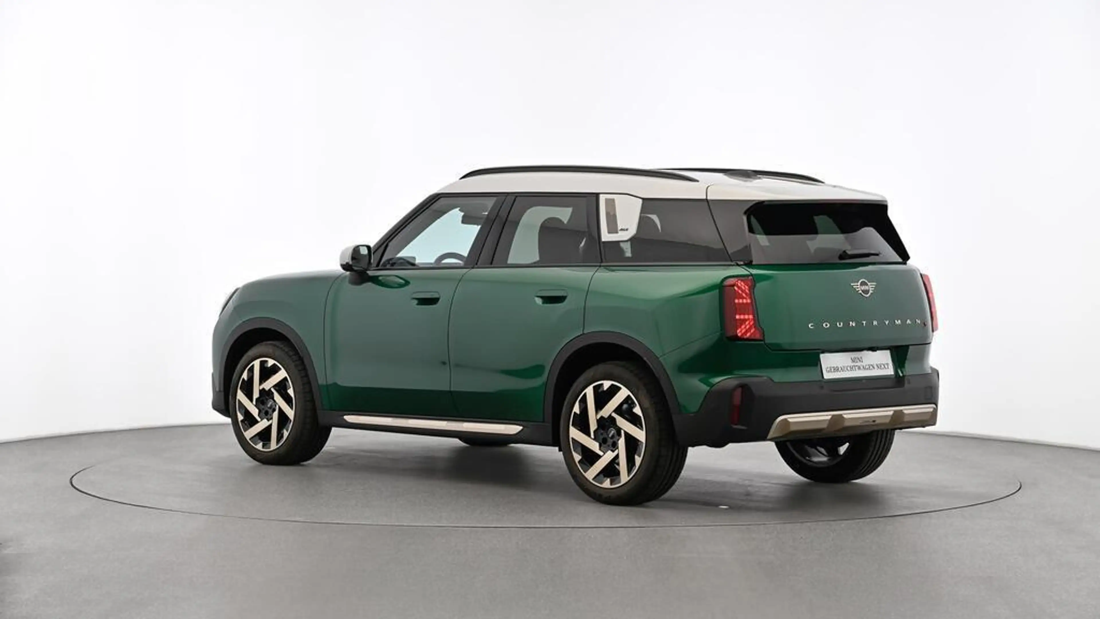 MINI Countryman S All4 Favoured Trim — photo 4