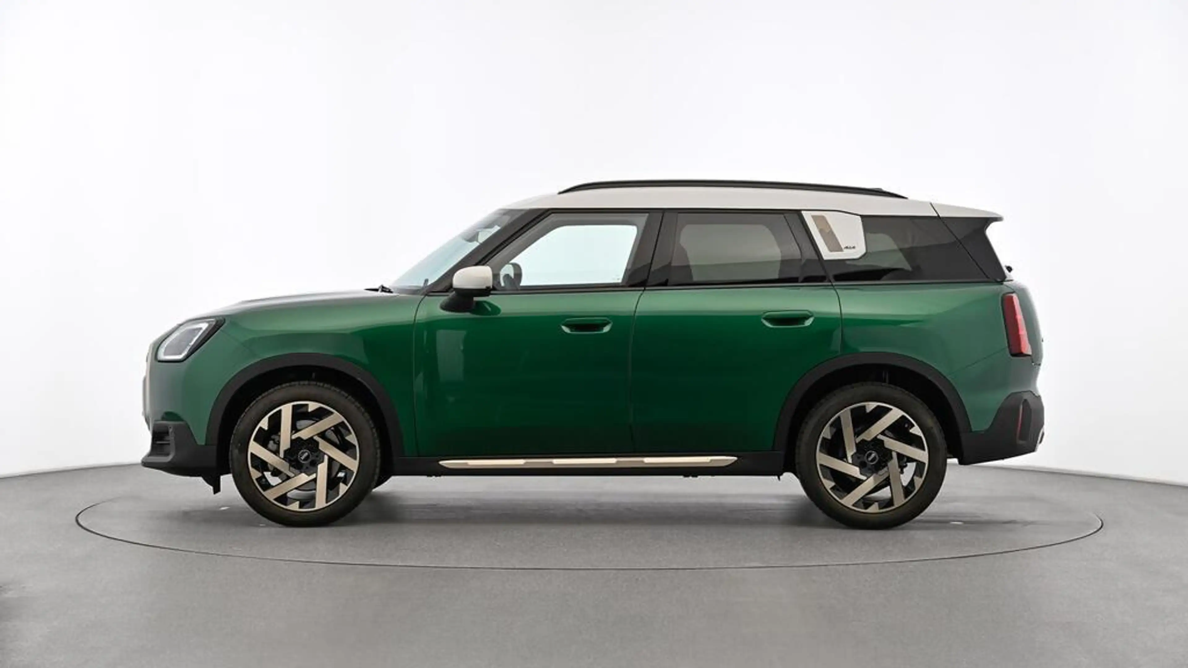 MINI Countryman S All4 Favoured Trim — photo 2