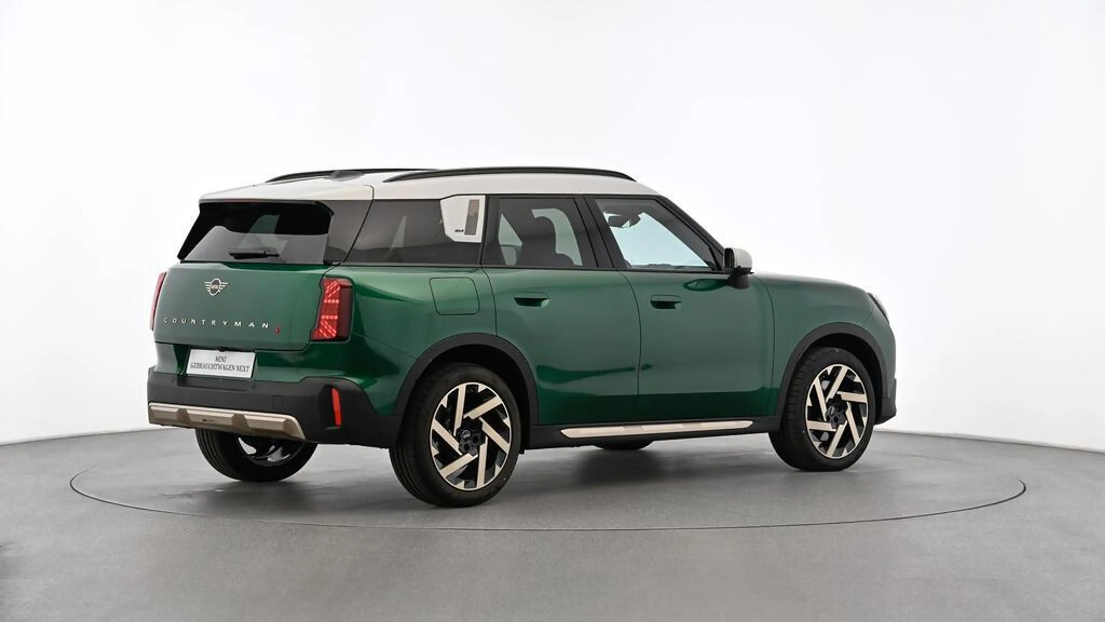 MINI Countryman S All4 Favoured Trim — photo 6