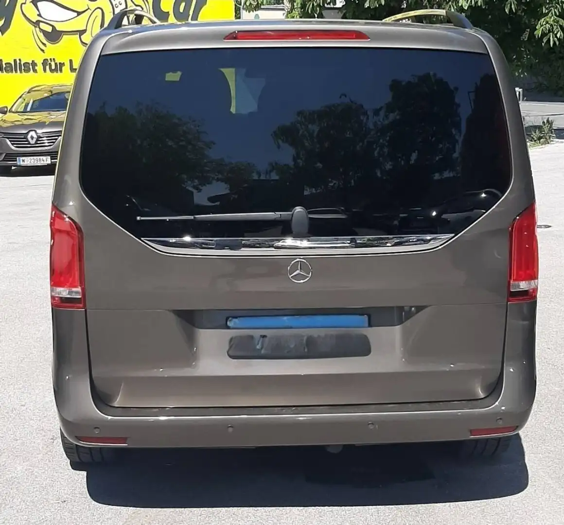 Mercedes-Benz V 220 d 4MATIC kompakt Aut. - 2