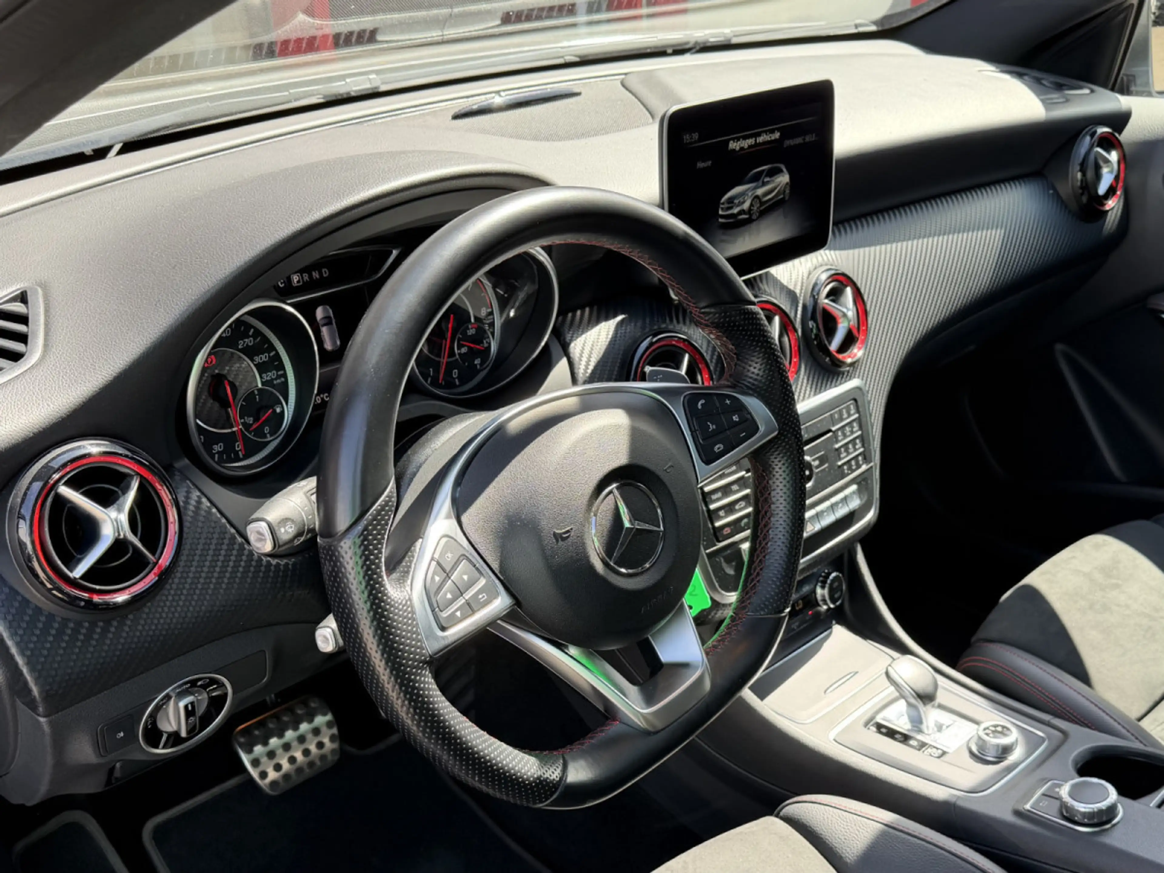 Mercedes-Benz A 45 AMG TURBO 4MATIC FACELIFT PANO CUIR NAVI — photo 7