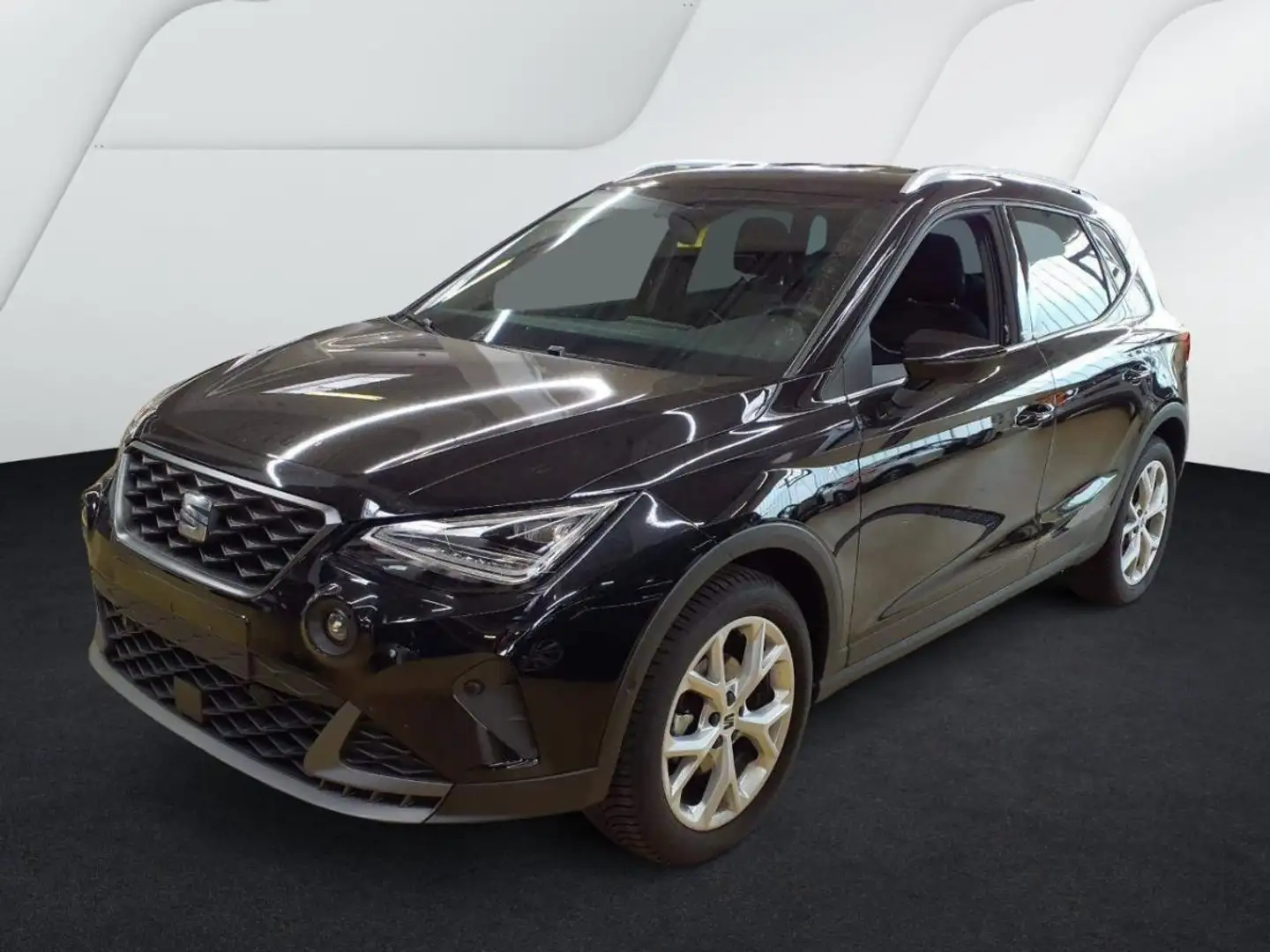 SEAT Arona FR-Line 1.0 TSI 85kW 7-Gang Automatik inkl. Wartun Schwarz - 1