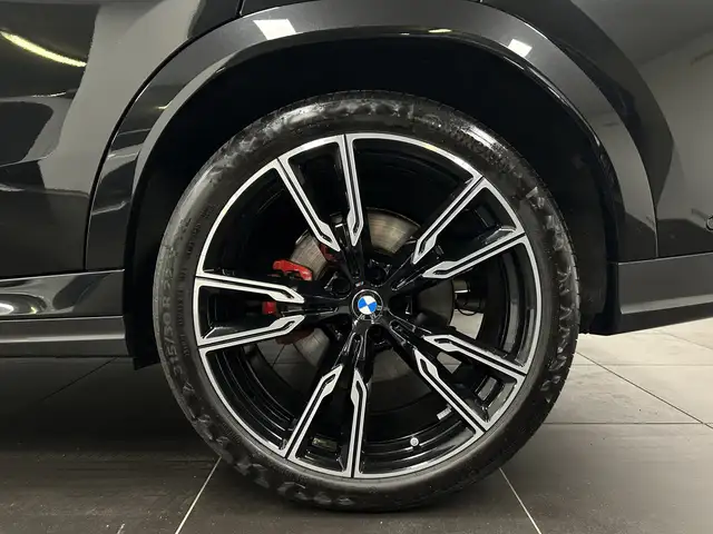 BMW X6 view 6