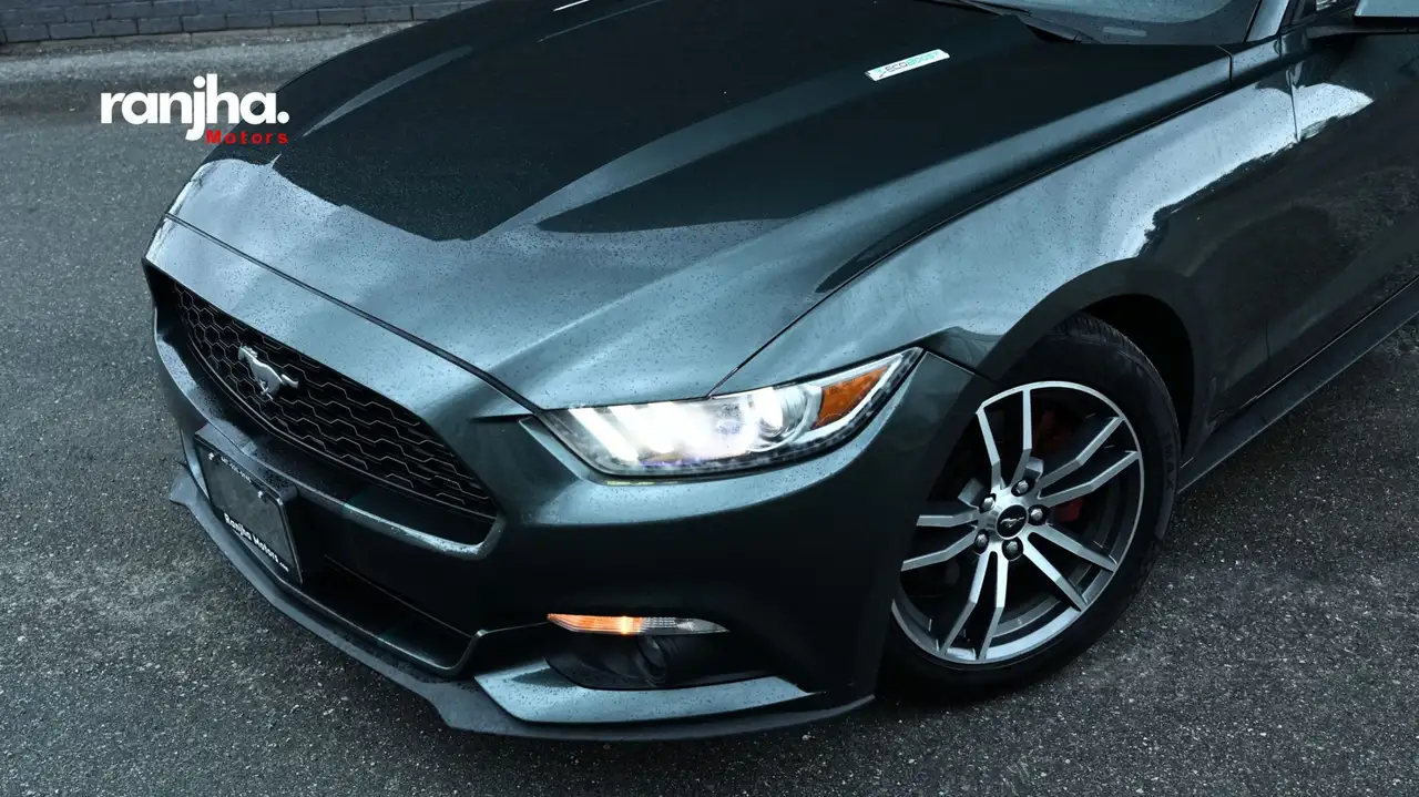 Ford Mustang снимка Ford Mustang