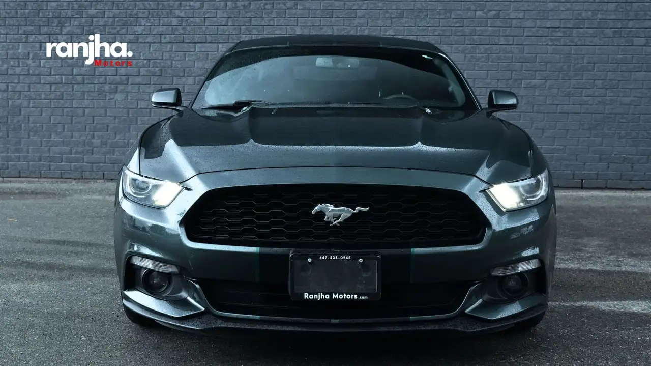 Ford Mustang снимка Ford Mustang