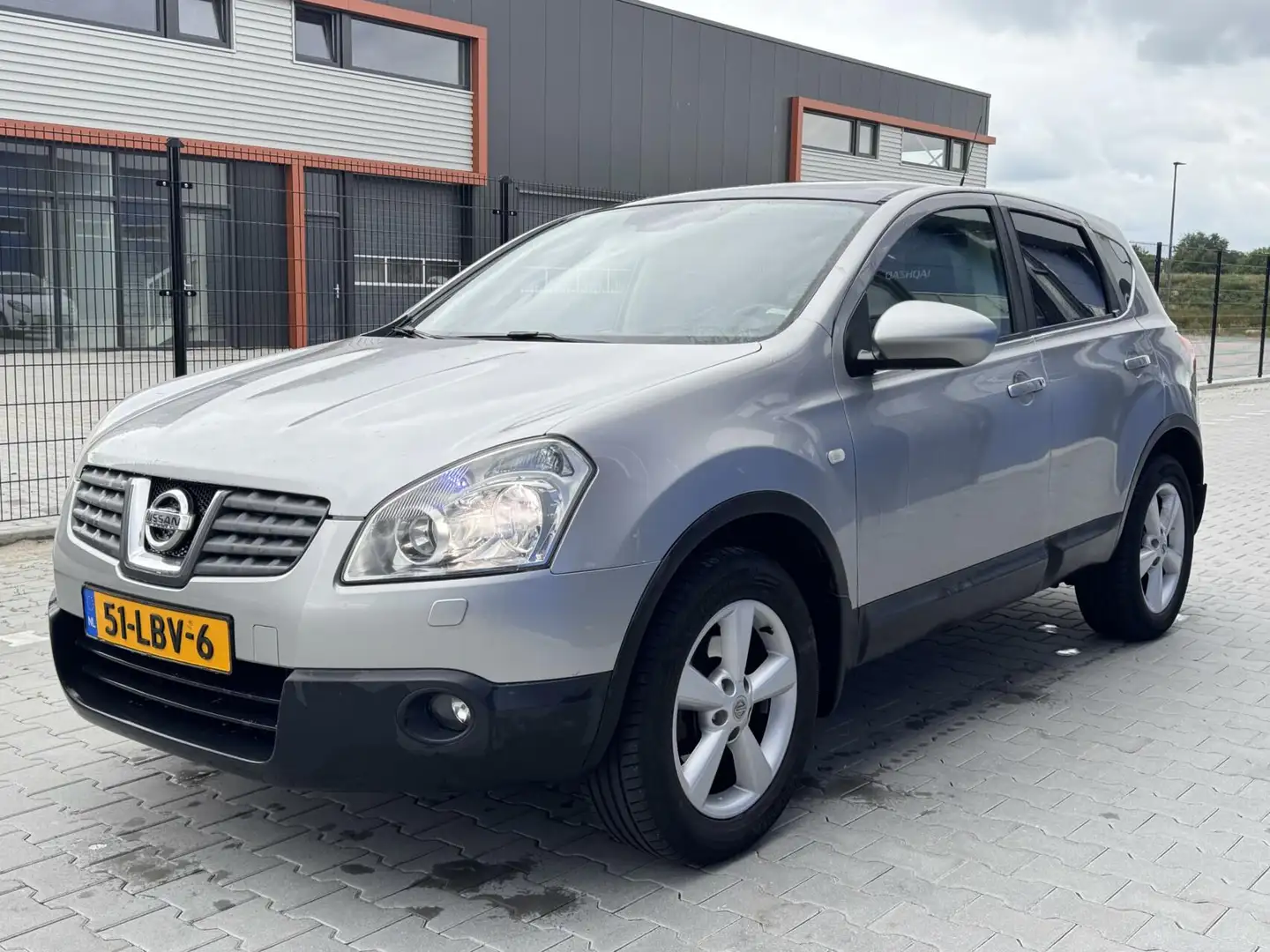 Nissan Qashqai 2.0 Tekna Premium Pano | Clima | Cruise Grijs - 1