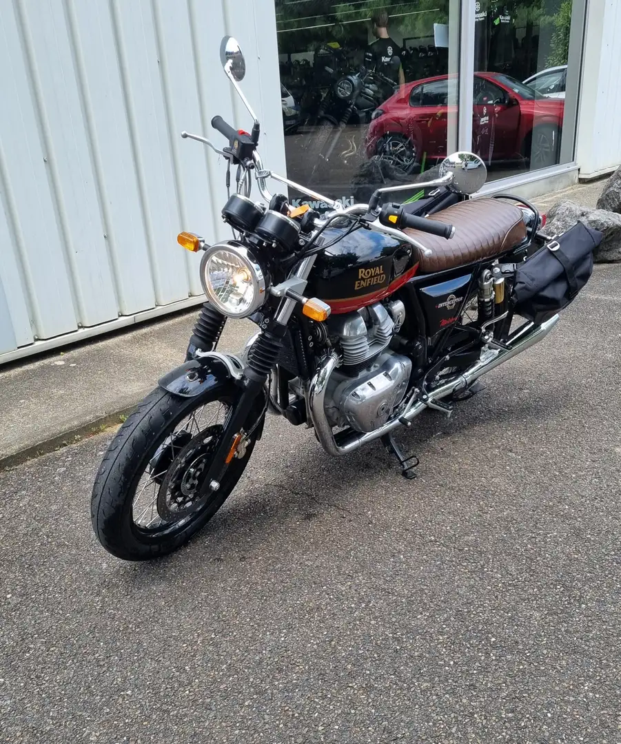 Royal Enfield Interceptor Noir - 2