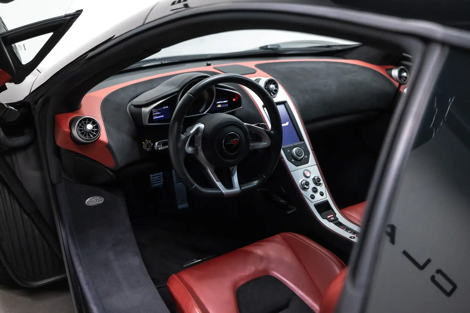 McLaren MP4-12C 3.8 Btw auto, (€ 99.132,23 Ex B.T.W) DEALER AUTO D Schwarz - 2