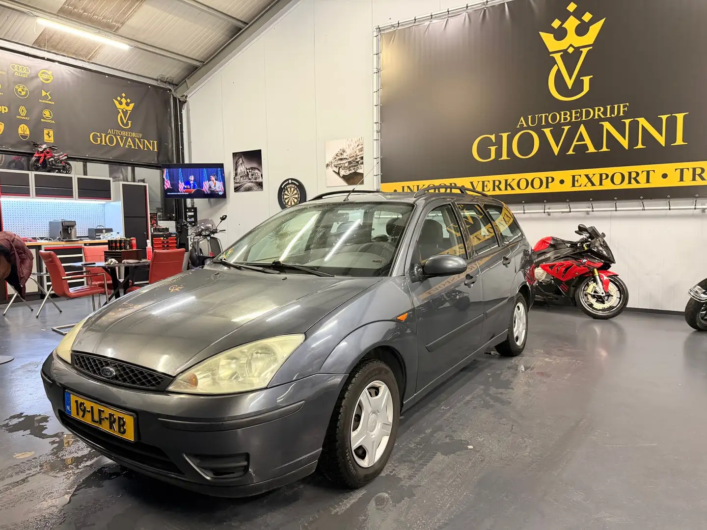 Ford Focus Wagon 1.6-16V Cool Edition inruil mogelijk Gris - 1