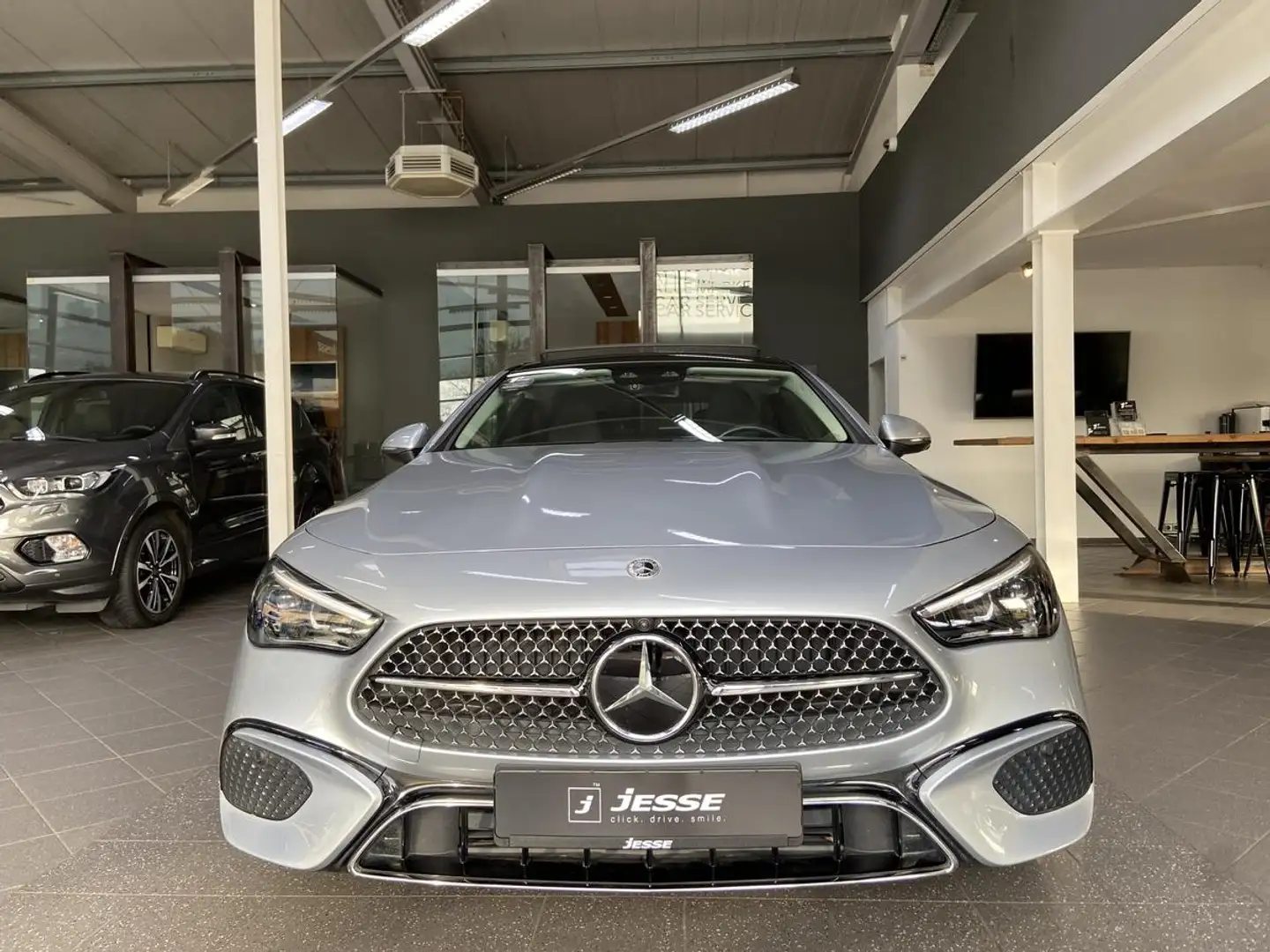 Mercedes-Benz CLE 200 Coupe Advanced Plus Pano Memory Distr,+ AHK Gümüş rengi - 2