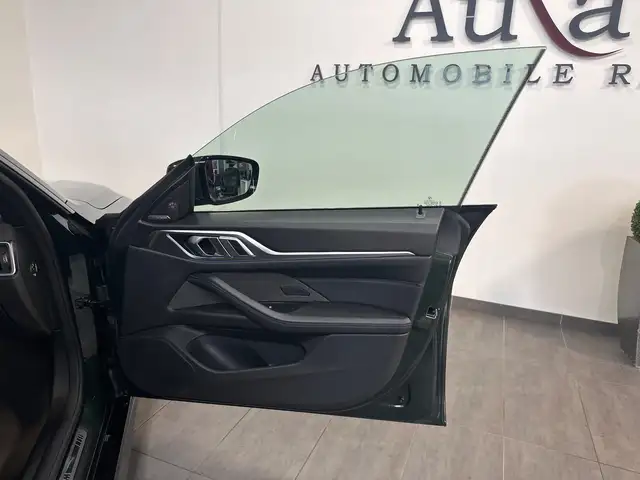 BMW I4 view 7