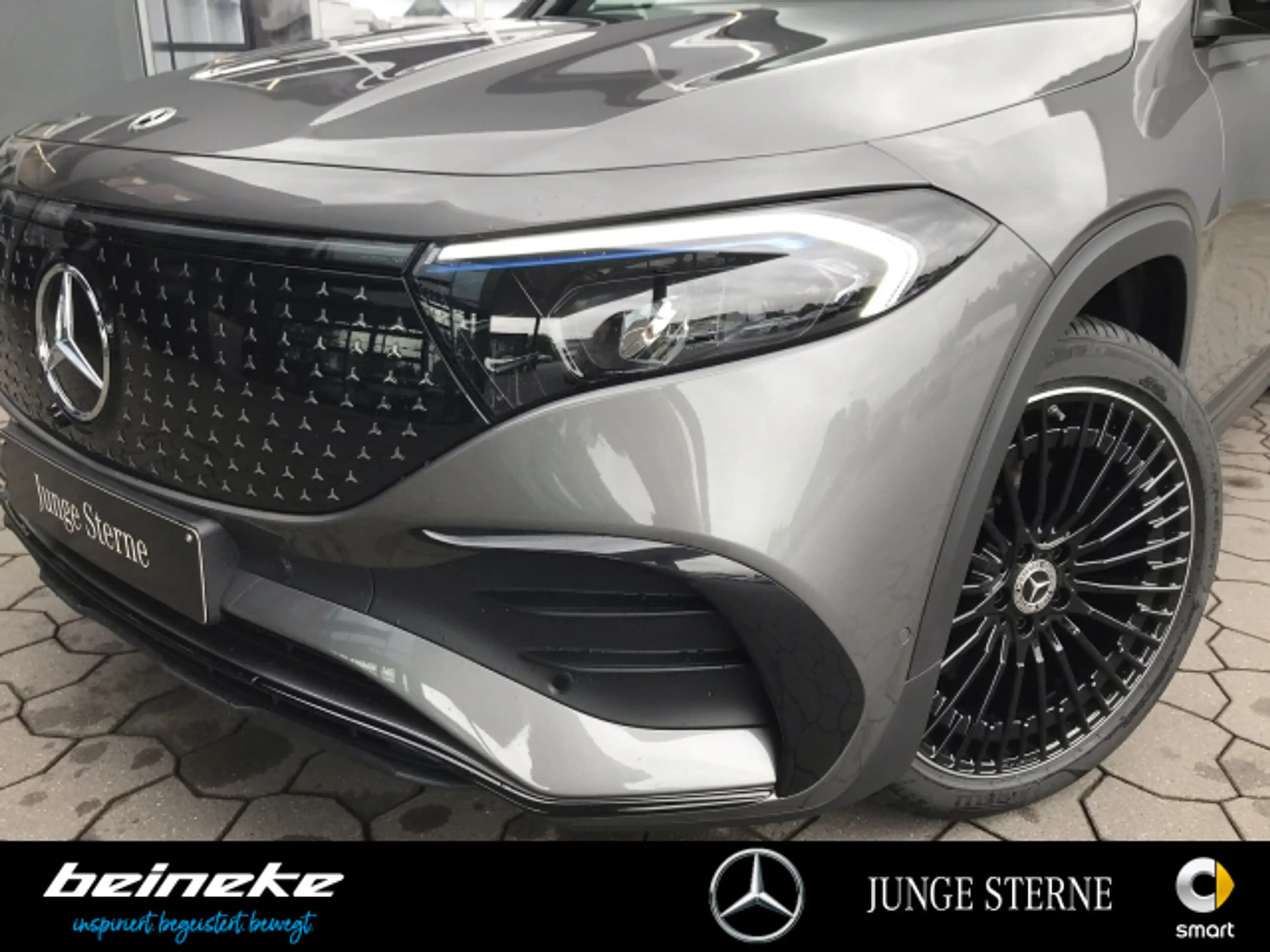 Mercedes-Benz EQB 350 EQB 350 4MATIC AMG plus Pano Night 360° Memory — photo 5