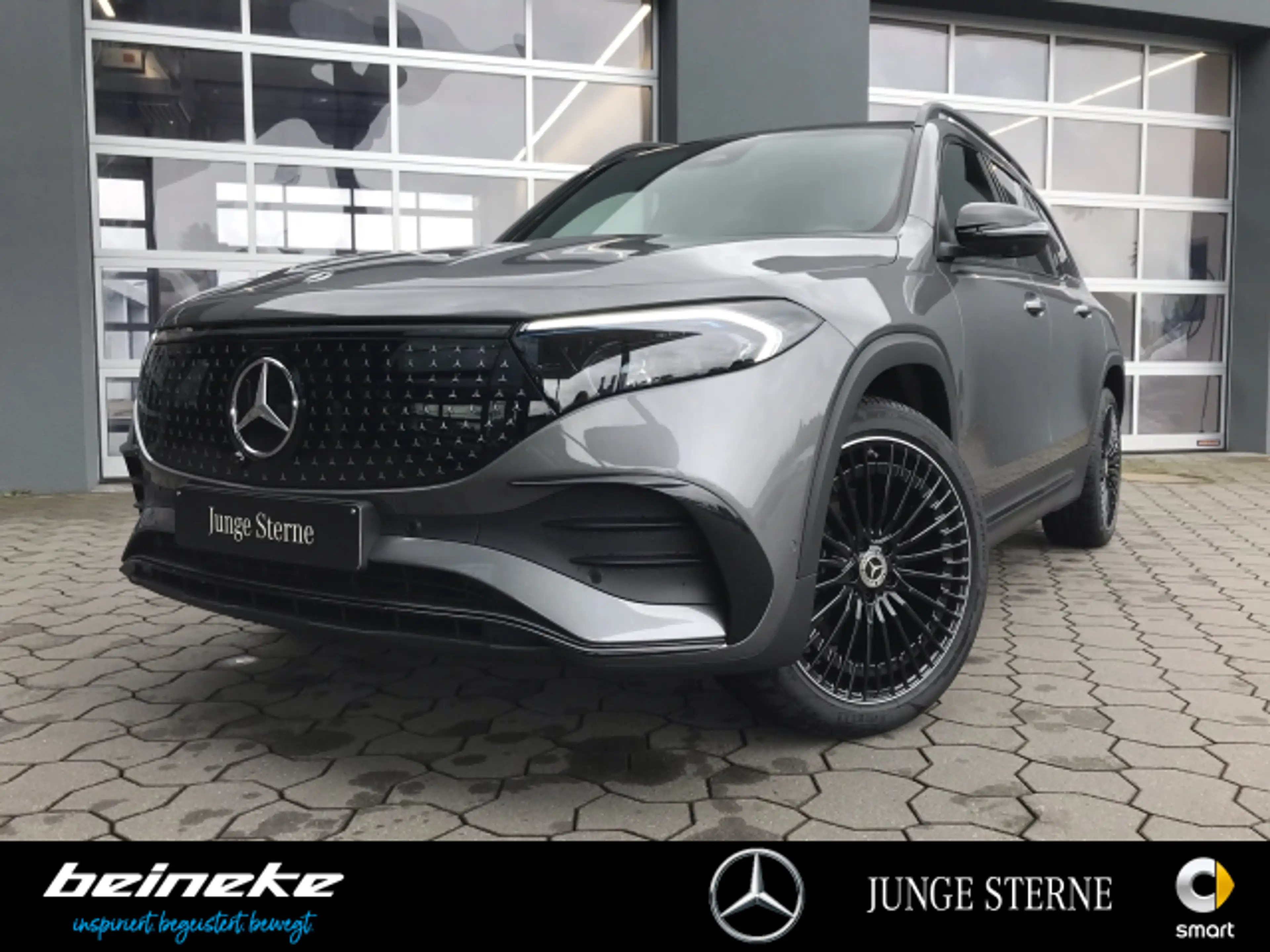 Mercedes-Benz EQB 350 EQB 350 4MATIC AMG plus Pano Night 360° Memory — photo 2