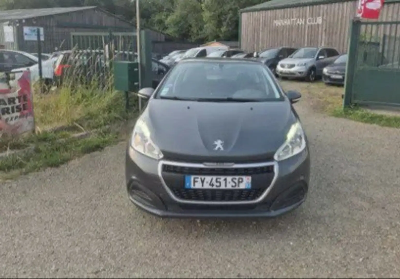 Peugeot 208 1.2 PureTech 82ch BVM5 Style - 1