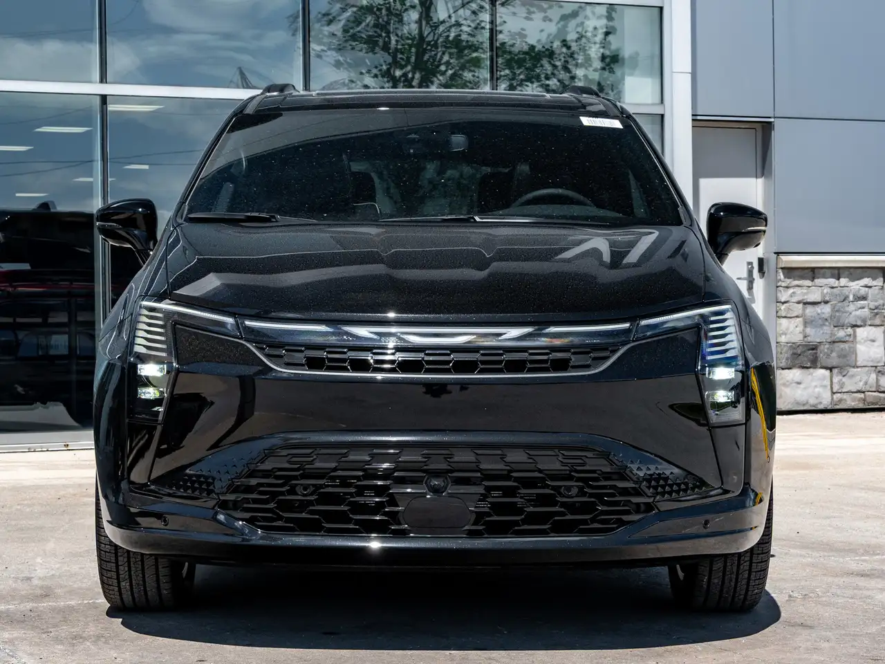 Chrysler Pacifica photo Chrysler Pacifica