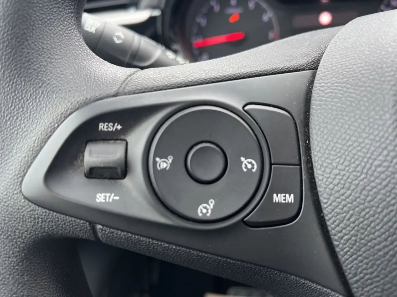 Opel Corsa F 1.2 Apple CarPlay Android Auto Musikstreaming DA 11