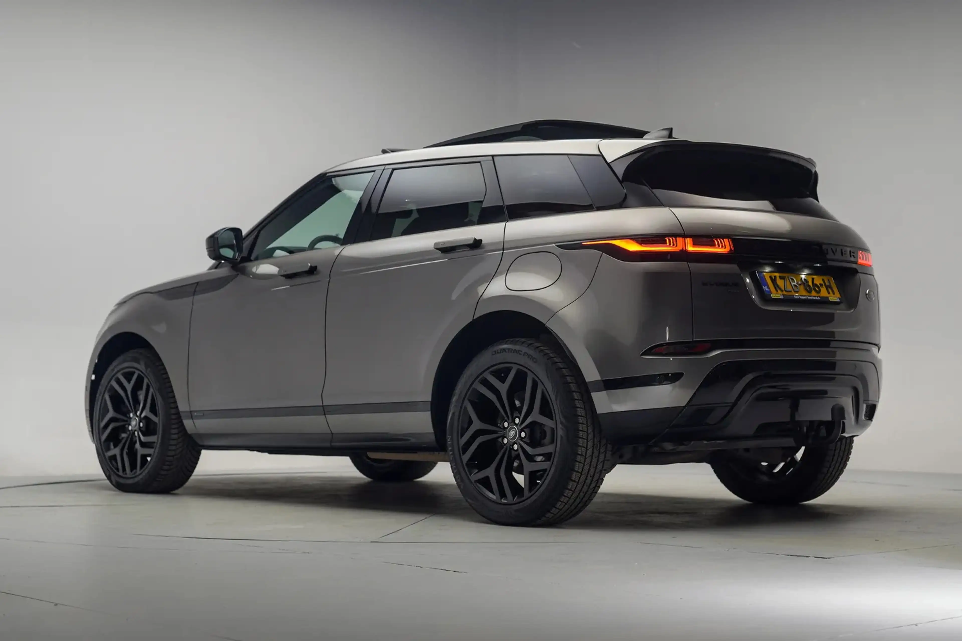 Land Rover Range Rover Evoque 1.5 P300e AWD R-Dynamic SE Aut. [ Panoramadak 360° — photo 3