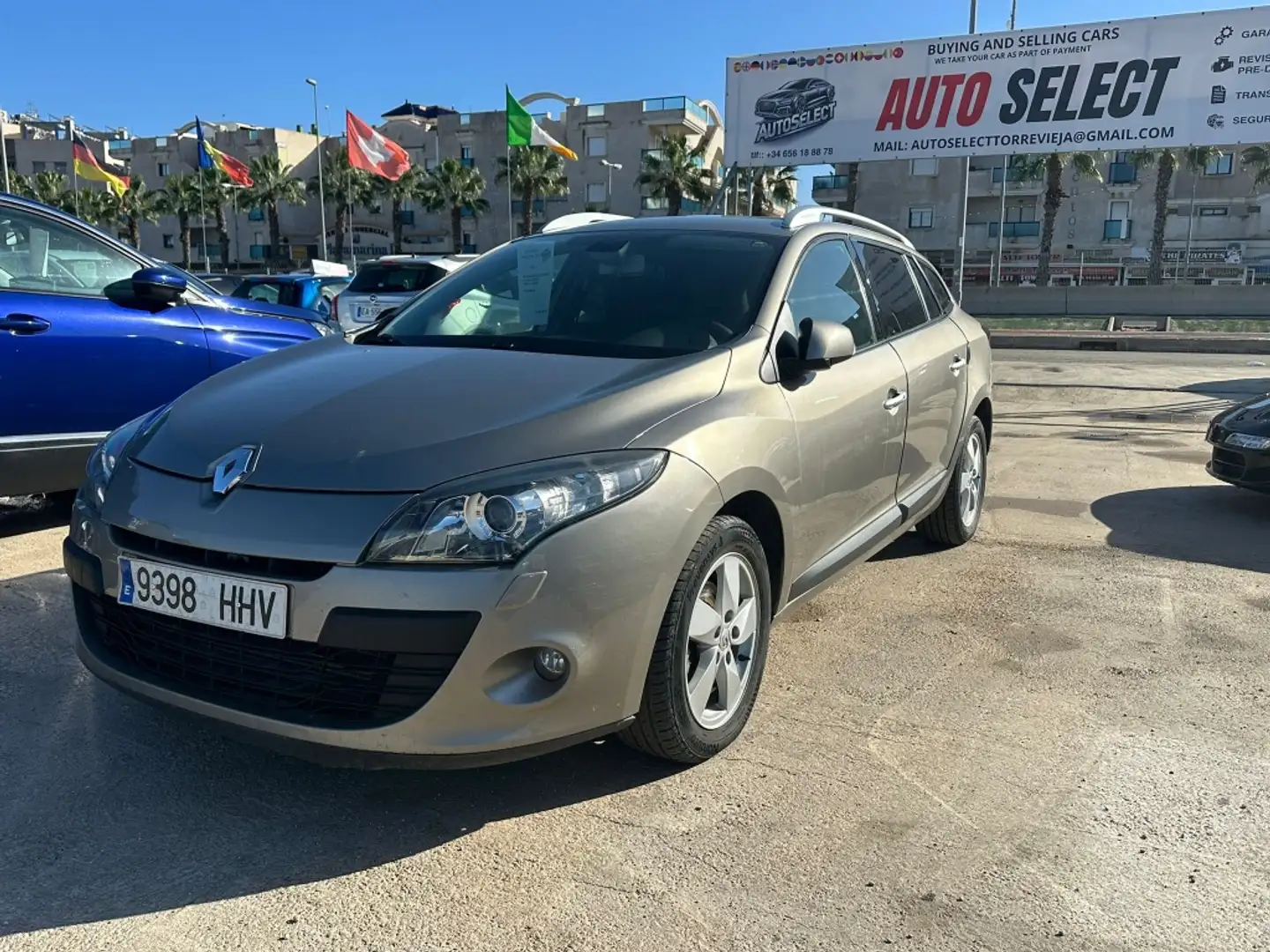 Renault Megane 1.5dCi Dynamique EDC 110 Beige - 1