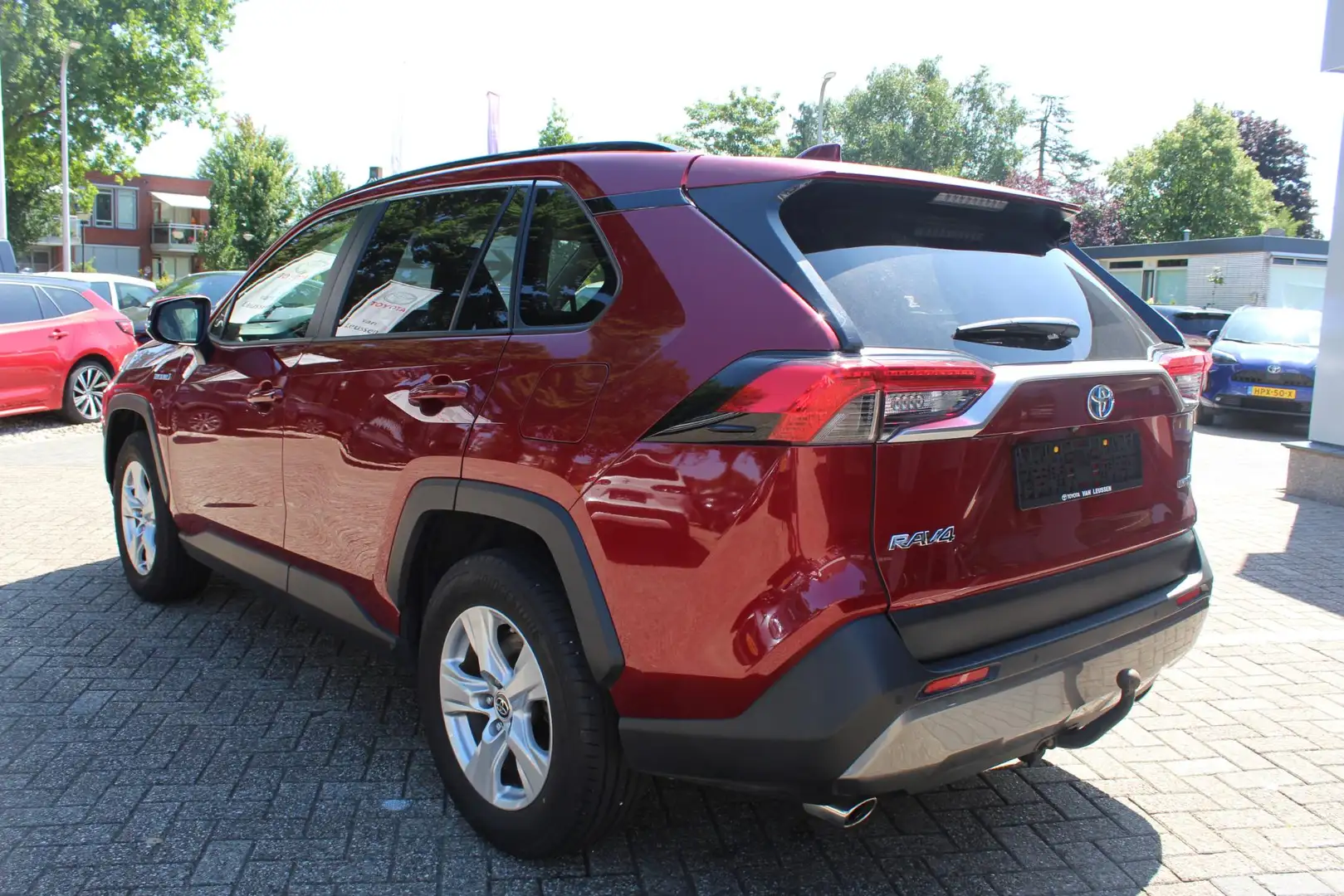 Toyota RAV 4 2.5 HYBRID STYLE Rood - 2