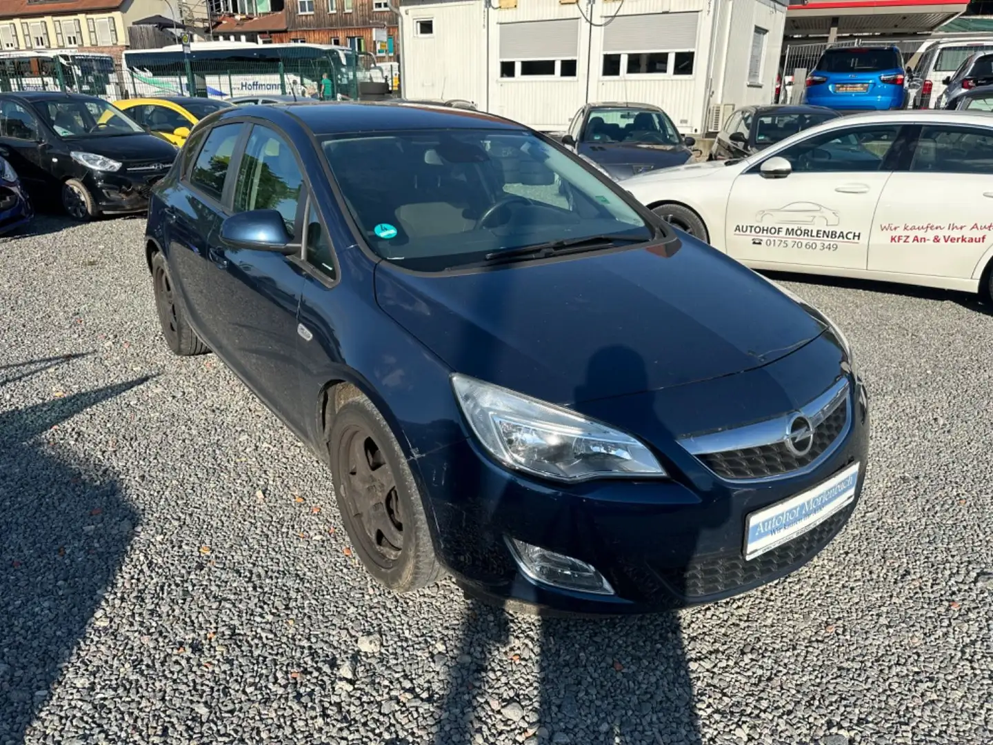 Opel Astra J Lim. 5-trg. Design Edition Azul - 2
