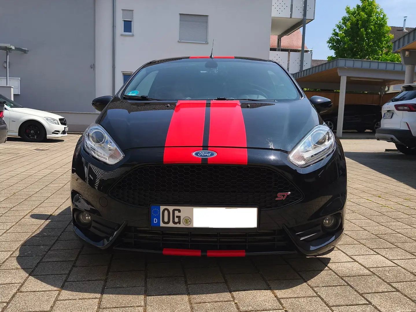 Ford Fiesta Fiesta 1.6 EcoBoost mit Leder-Sport-Paket ST Schwarz - 2