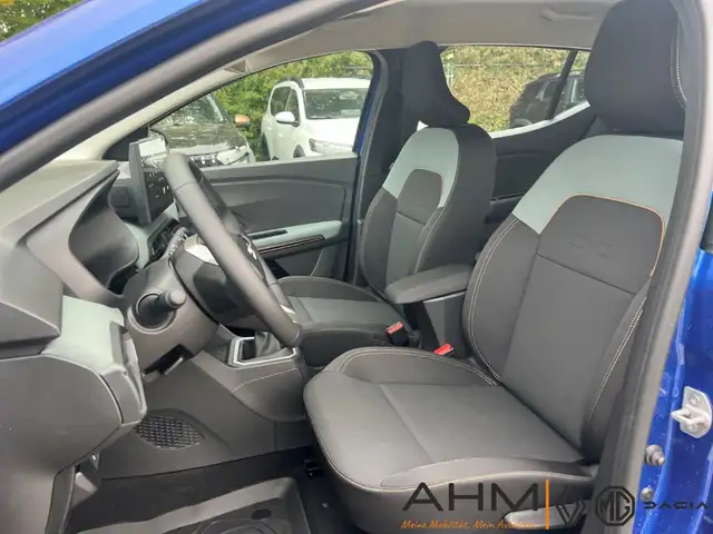 Dacia Sandero view 11