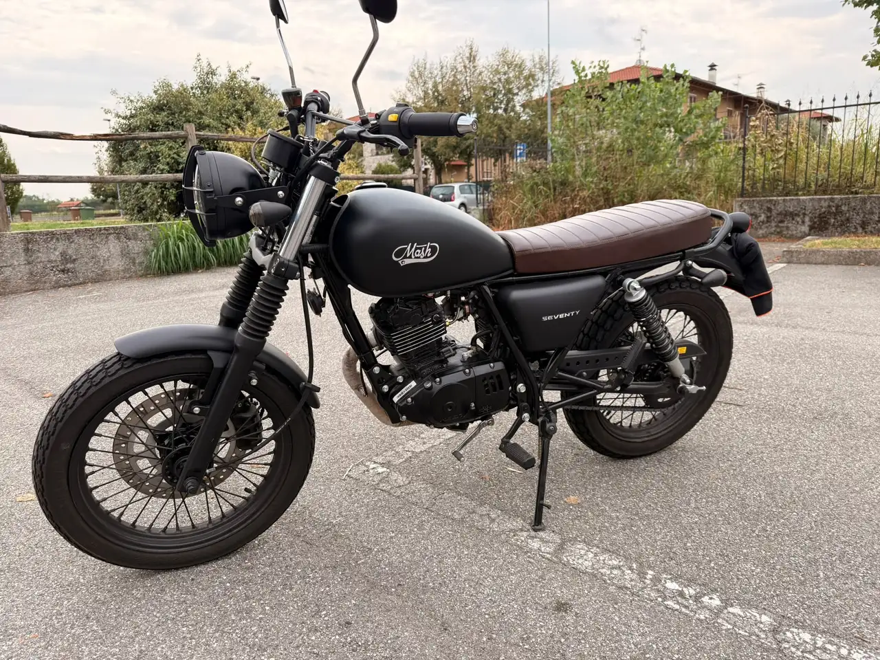 Mash Seventy 125