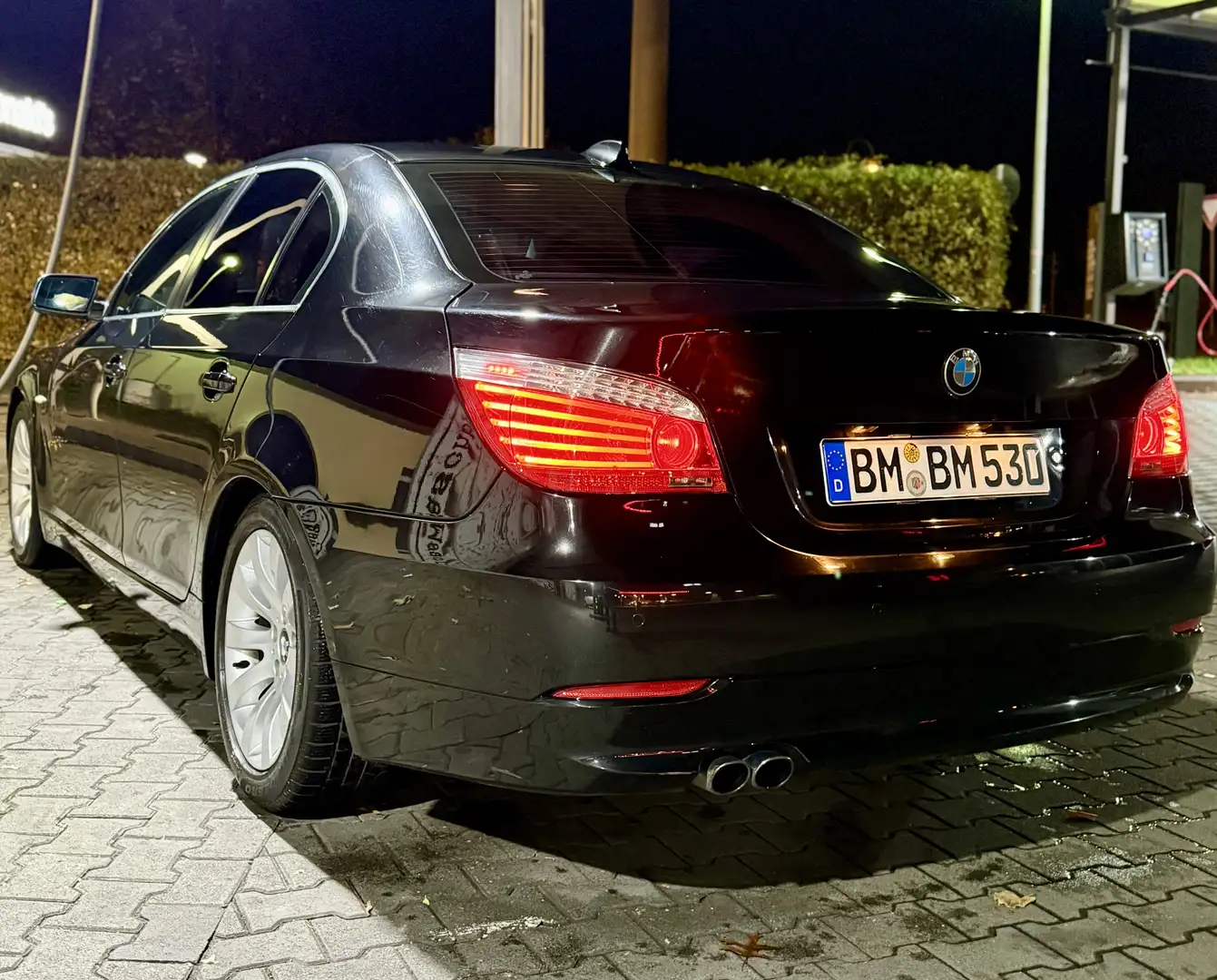 BMW 530 BMW 530i Sehr gepflegt - 1