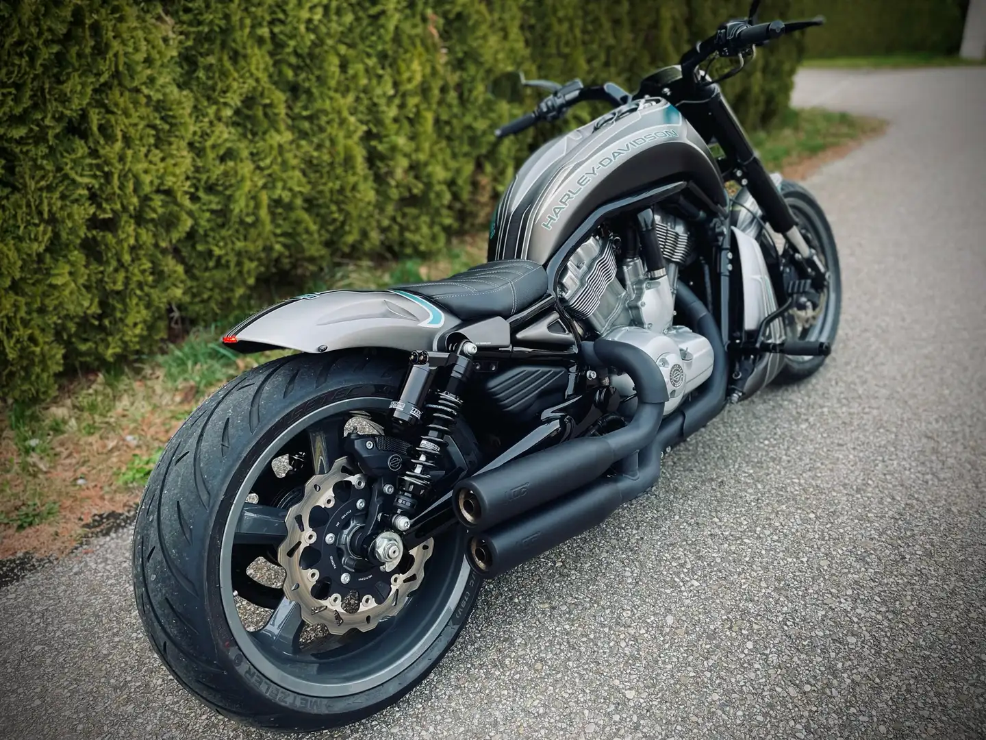 Harley-Davidson VRSC V-Rod Muscle *Custombike* UNIKAT Szary - 2