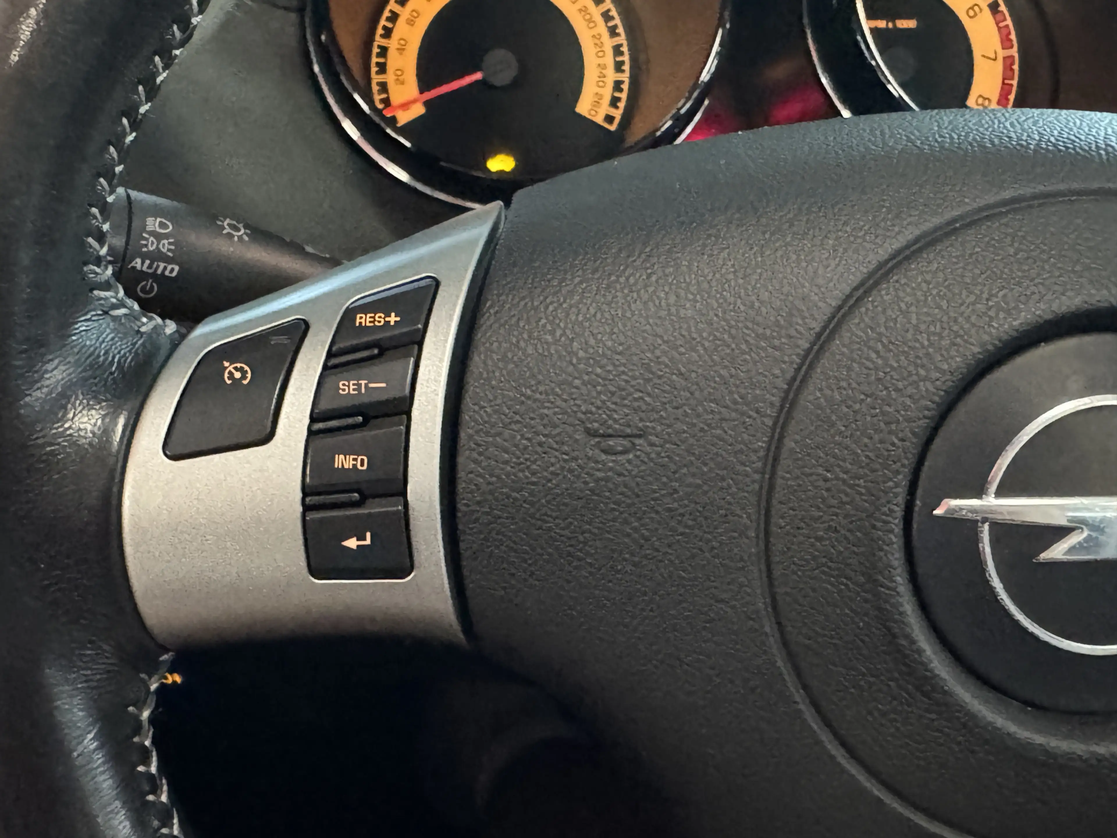 Opel GT 2.0 Turbo ECOTEC | Nieuw Binnen | Radio CD | Cruis — photo 9