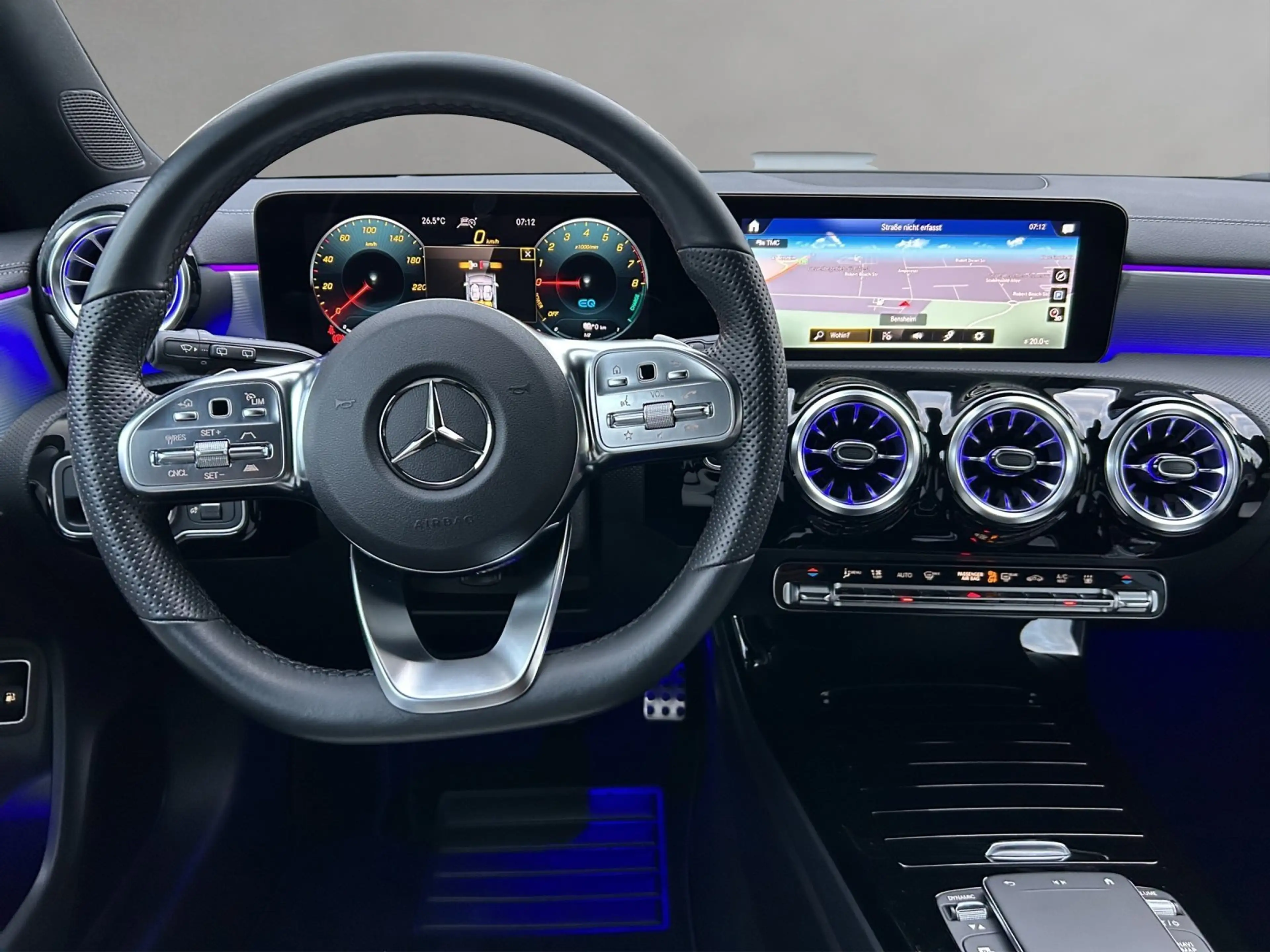 Mercedes-Benz CLA 250 CLA250e SB AMG Sitzklim DISTR Busin AHK HUD MLED — photo 9