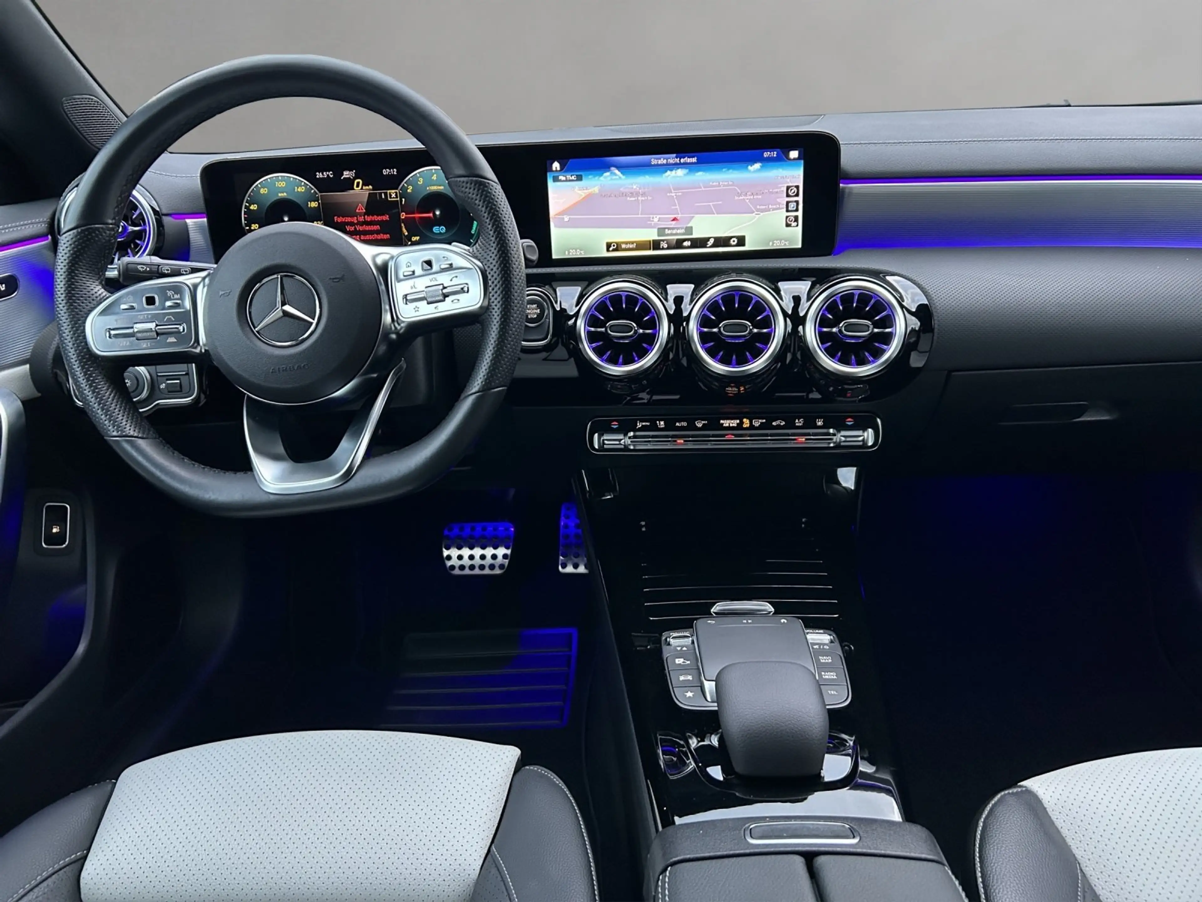 Mercedes-Benz CLA 250 CLA250e SB AMG Sitzklim DISTR Busin AHK HUD MLED — photo 10