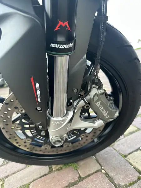 MV Agusta Rivale 800 - foto 6