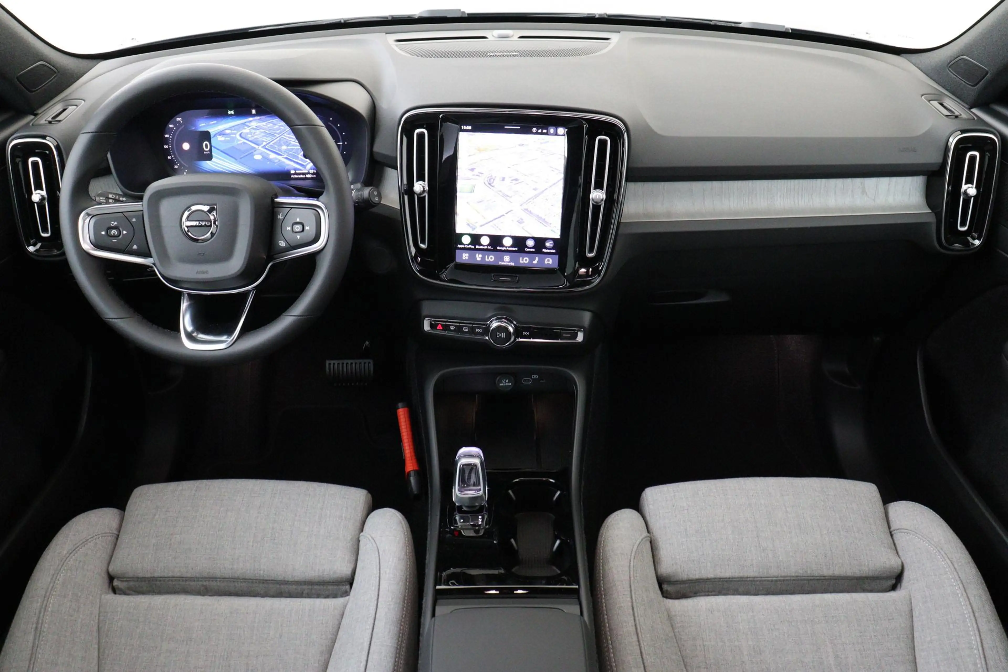 Volvo EX40 SINGLE MOTOR EXTENDED RANGE ULTRA EUROPA 82 kWh -P — photo 4
