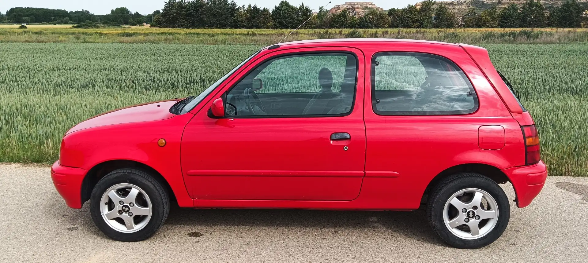 Nissan Micra 1.0 S Rojo - 2
