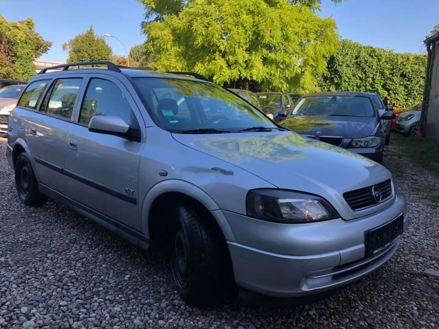 Opel Astra 1.6 Njoy Automatik Silber - 2