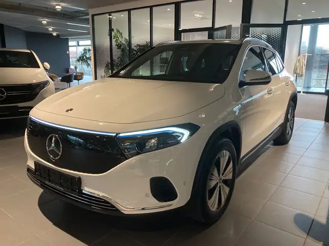 Mercedes-Benz EQA 300 4Matic Allrad: geprüft, hochwertig, preiswert
