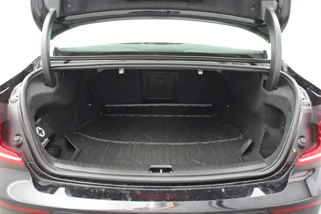 Volvo V60 view 11