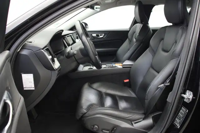 Volvo V60 view 7