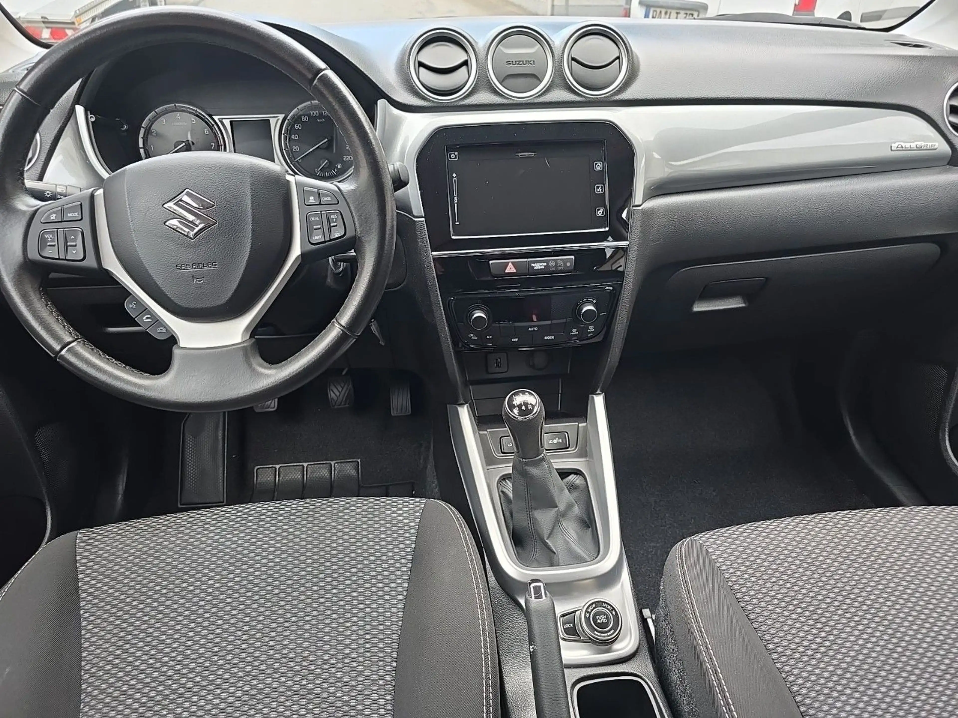Suzuki Vitara 1.6 VVT Comfort 4x4, AHK — photo 14