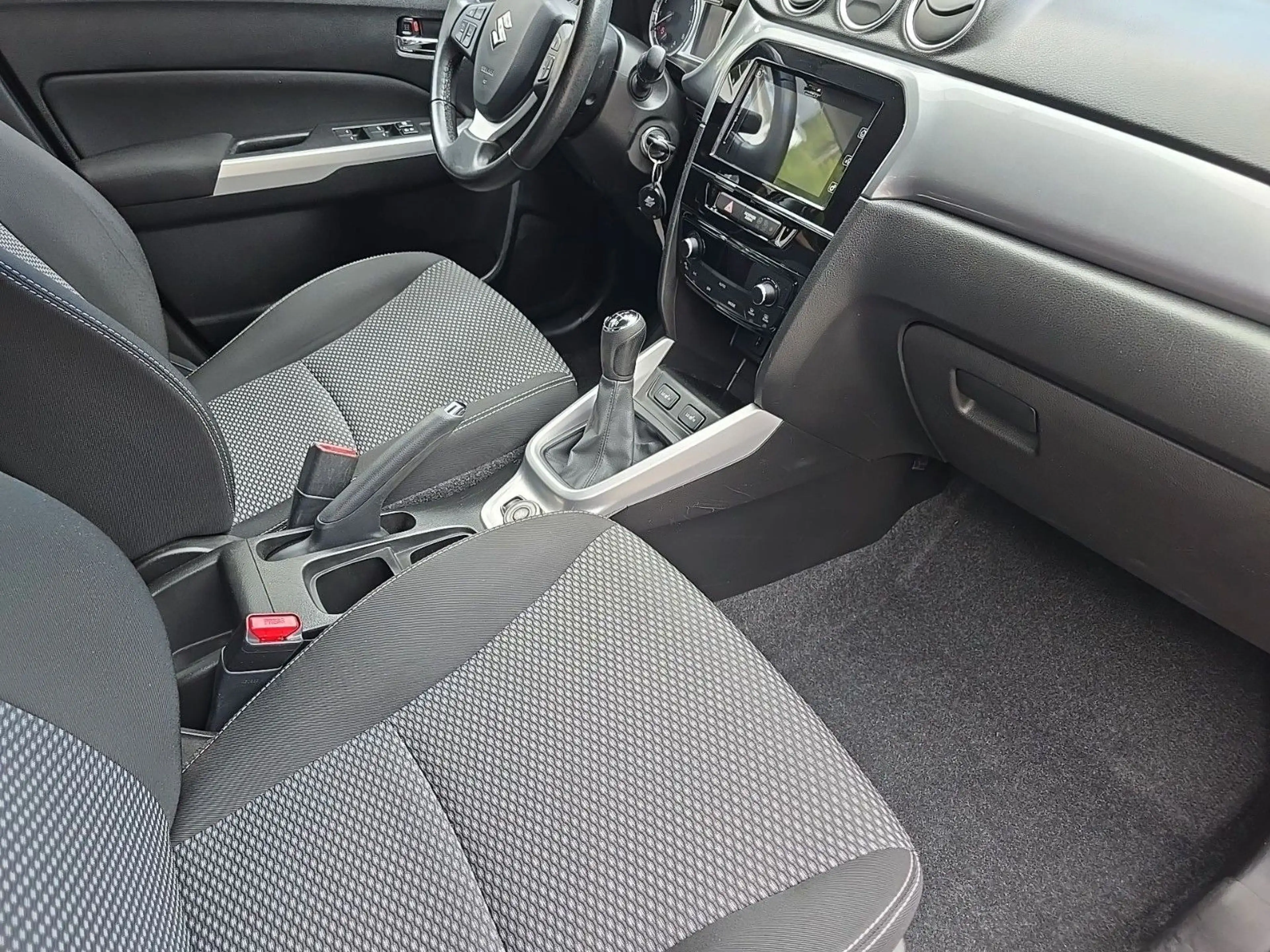 Suzuki Vitara 1.6 VVT Comfort 4x4, AHK — photo 15