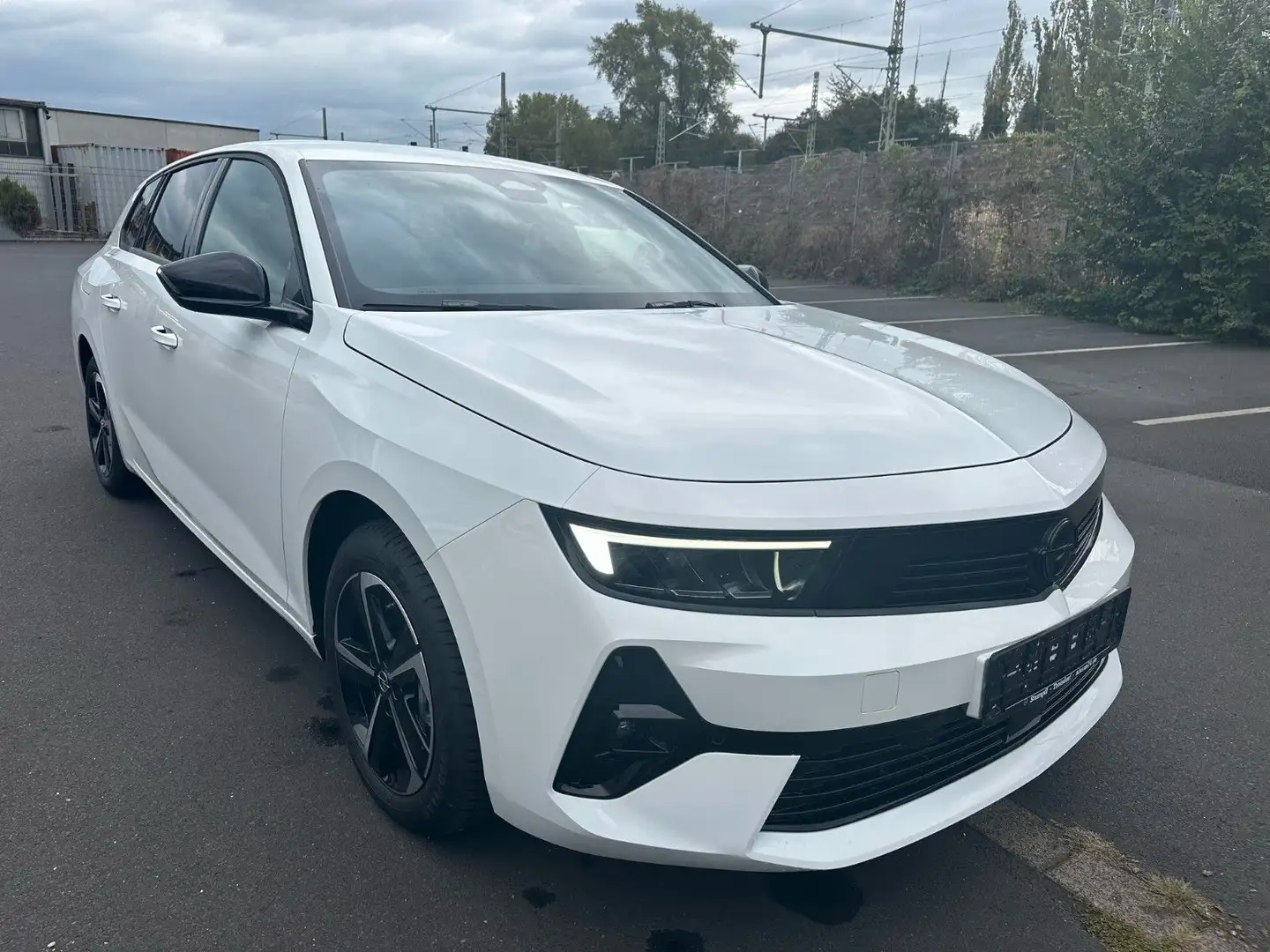 Opel Astra L Sports Tourer GS Line / Tageszulassung Weiß - 1