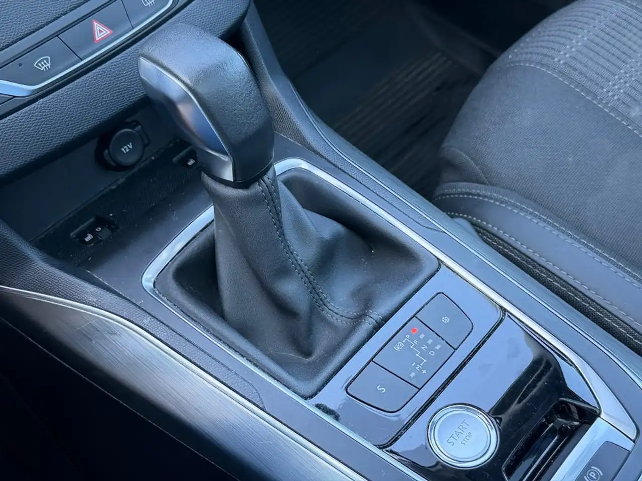 Peugeot 308 308 — photo 3