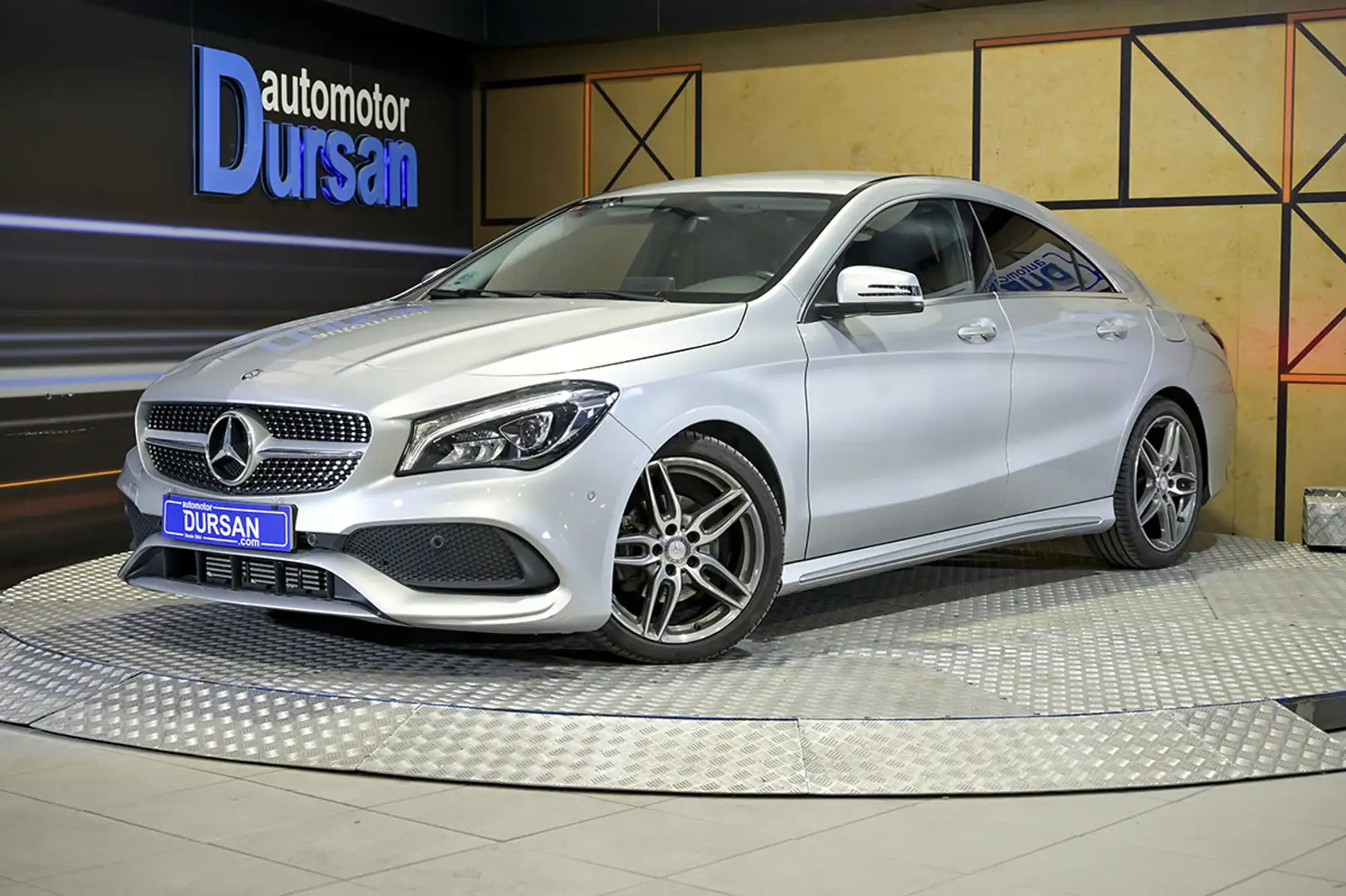 Mercedes-Benz CLA 200 200d - 1