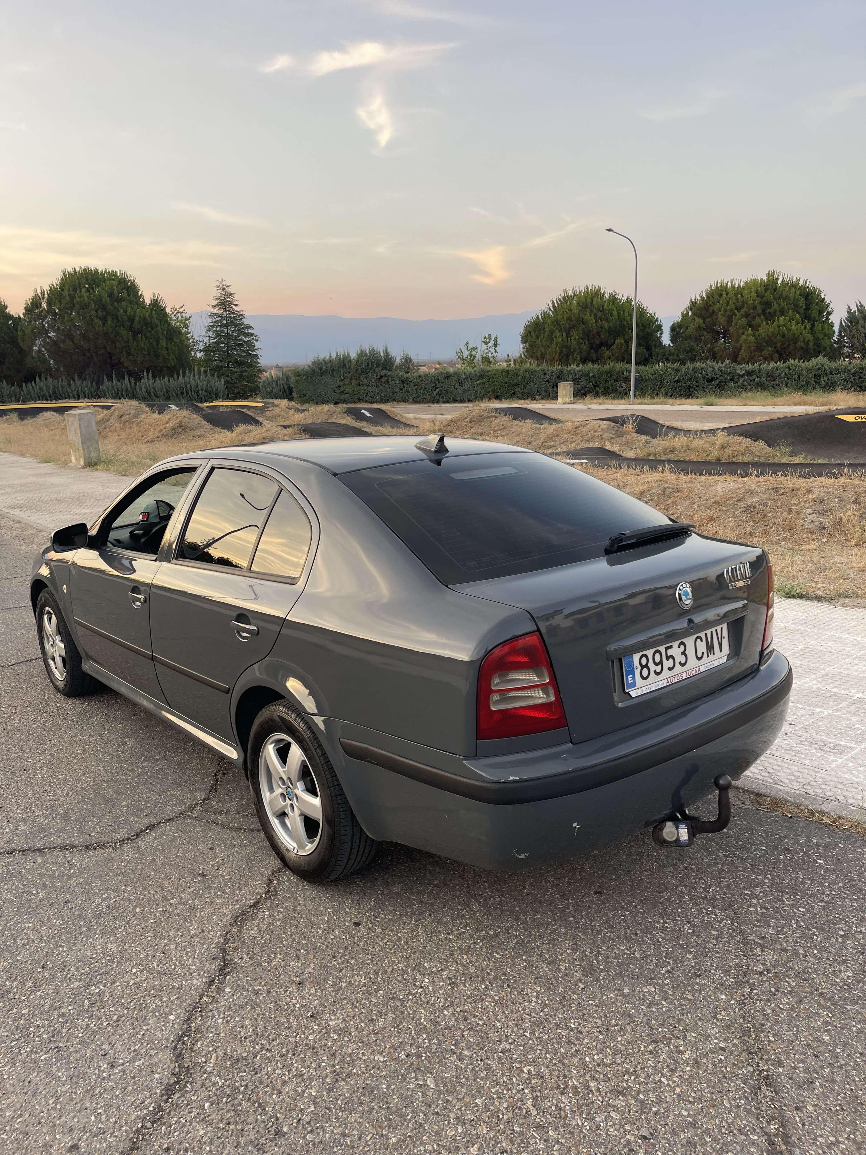 Skoda Octavia Combi 1.9TDI Laurin & Klement 110 - foto 1