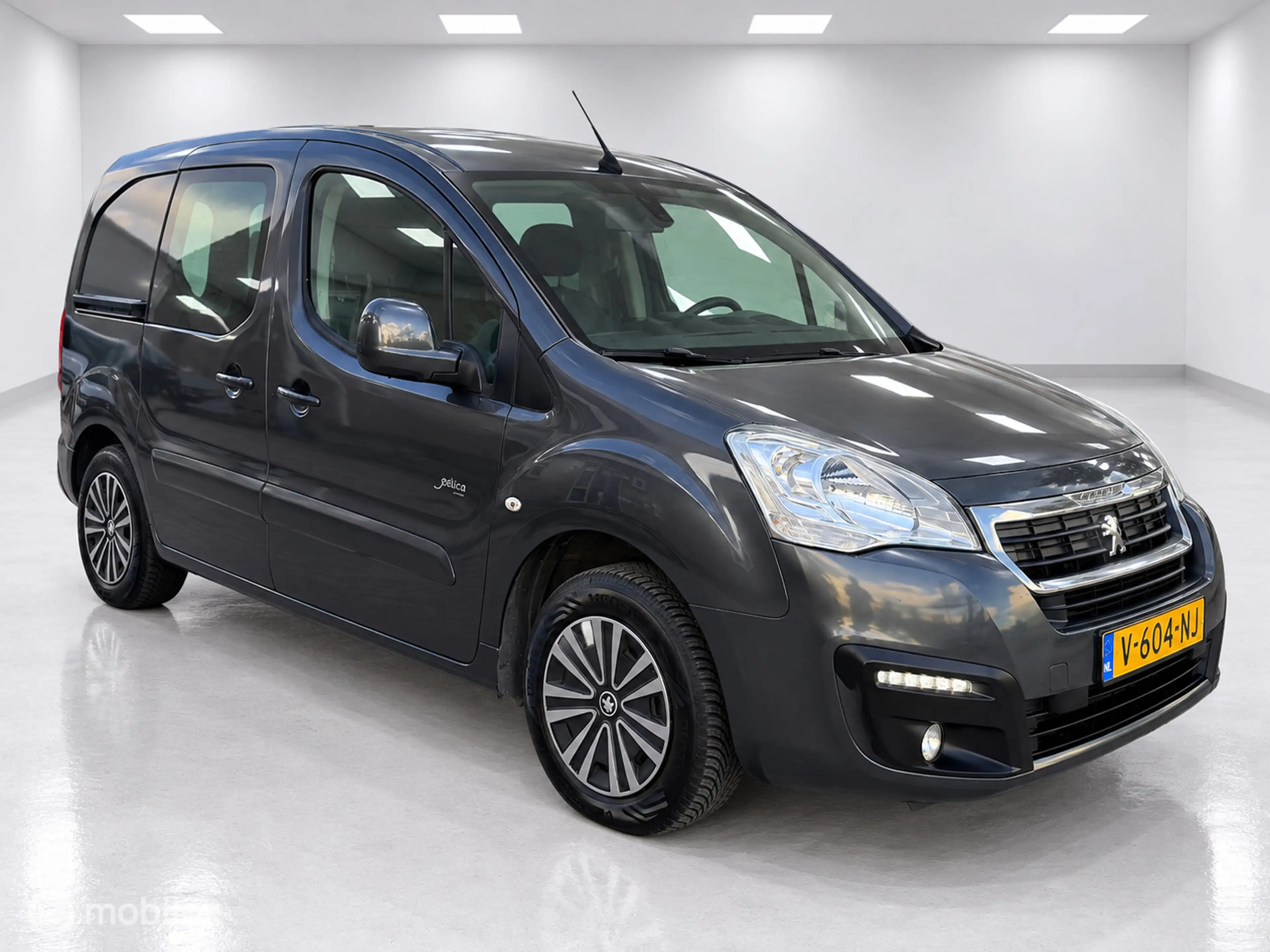Peugeot Partner bestel 120 1.6 BlueHDi 100 L1 Galicia Premium Pack — photo 2